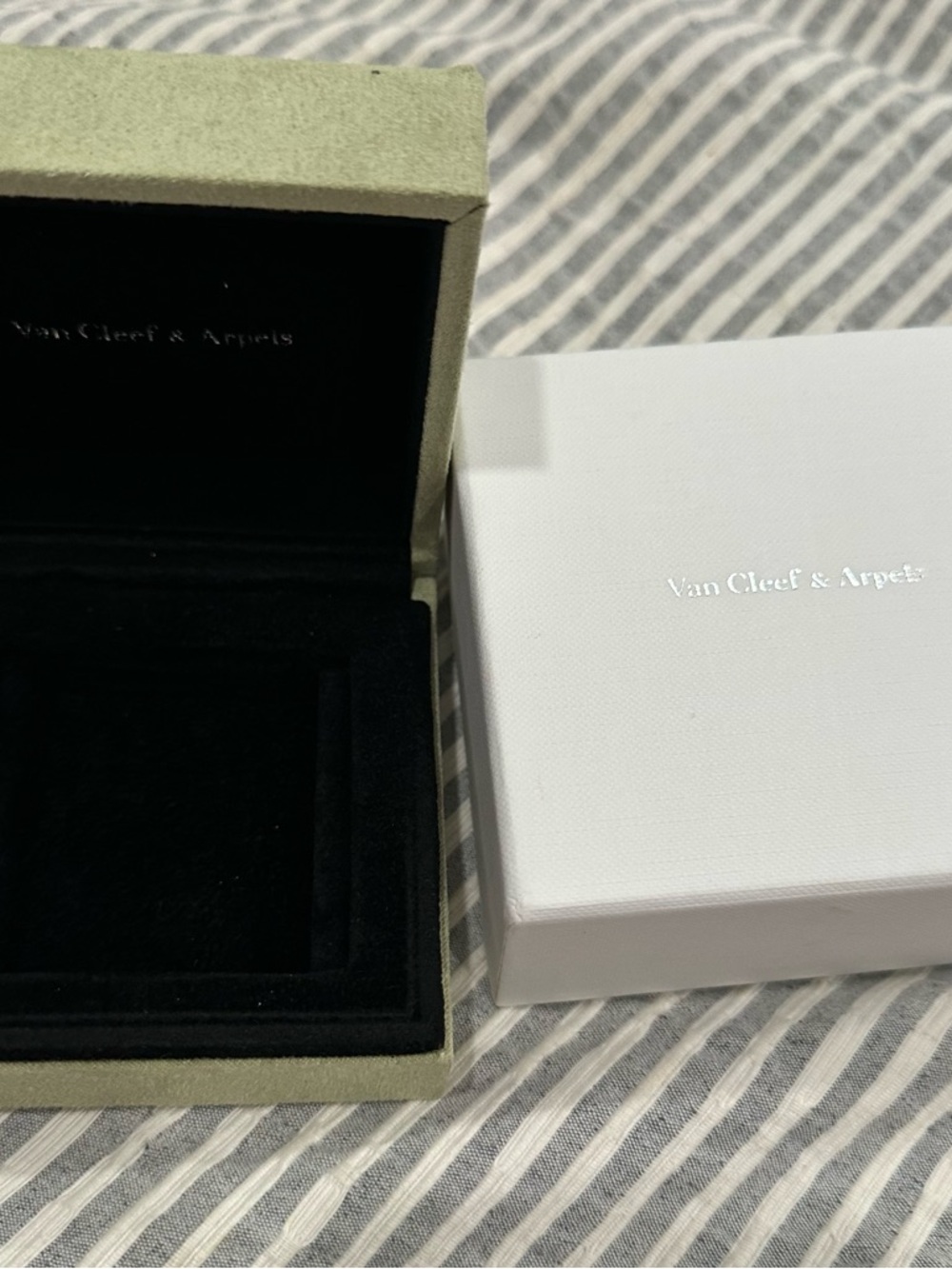 Van Cleef & Arpels Black and White Jewelry Gift Box